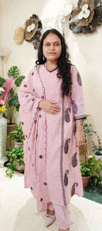 Baby Pink Mul Chanderi Cotton Paisley Embroidered Suit Set with Scalloped Dupatta