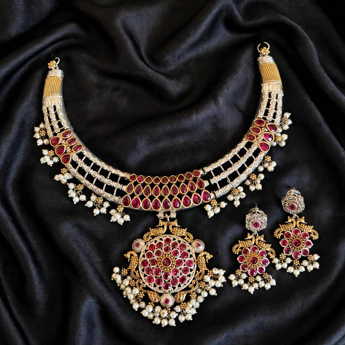 Ruby Mandala Dual-Tone Hasli Set with Pearl Clusters