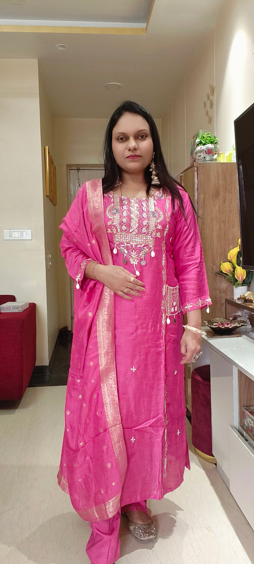 Gulbahar – Pink Sequin Embroidered Festive Suit Set with Zari Woven Dupatta